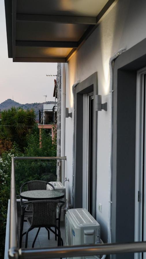 Oreon Suites - Usia Nafplio Luaran gambar
