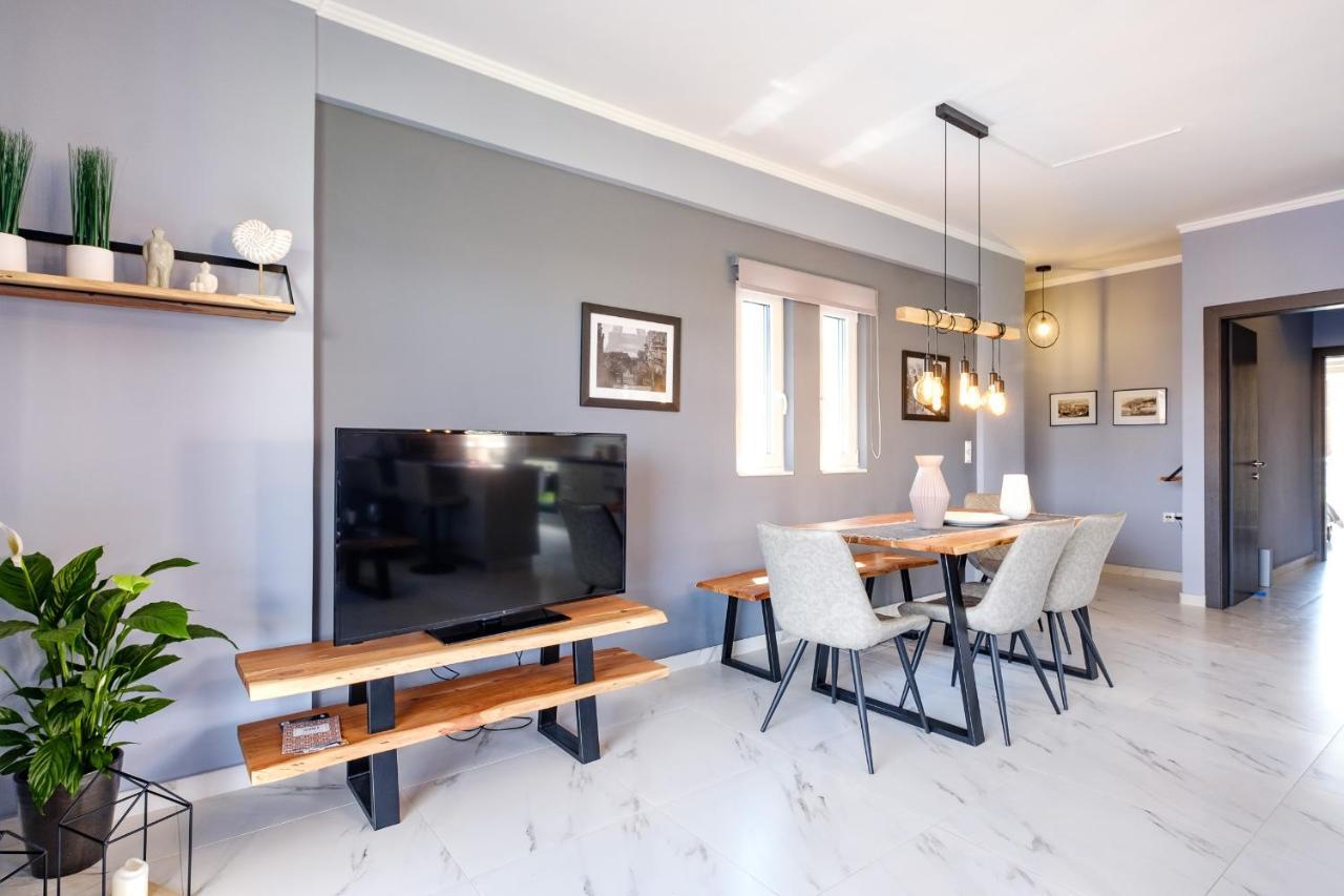 Oreon Suites - Usia Nafplio Luaran gambar